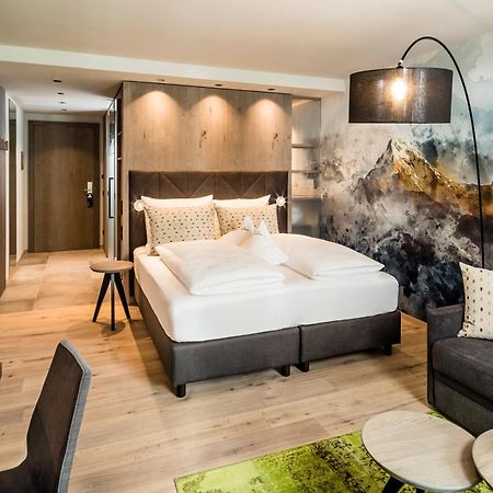 Alpine Luxury Spa Resort Schwarzenstein 拉塔哥 外观 照片