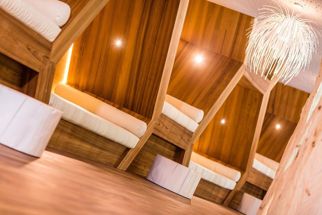 Alpine Luxury Spa Resort Schwarzenstein 拉塔哥 外观 照片