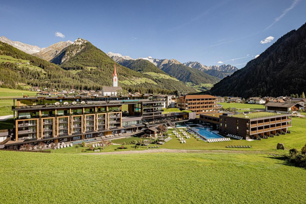 Alpine Luxury Spa Resort Schwarzenstein 拉塔哥 外观 照片