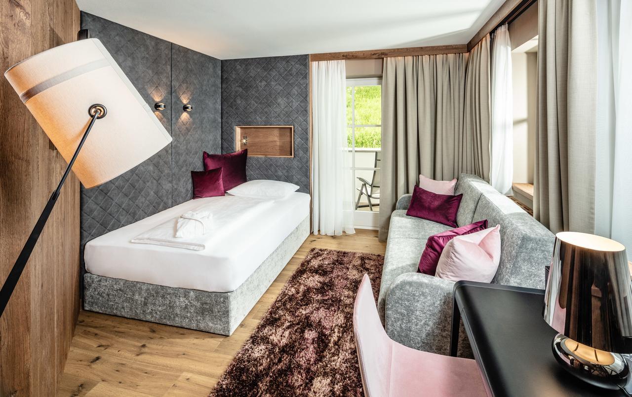 Alpine Luxury Spa Resort Schwarzenstein 拉塔哥 外观 照片